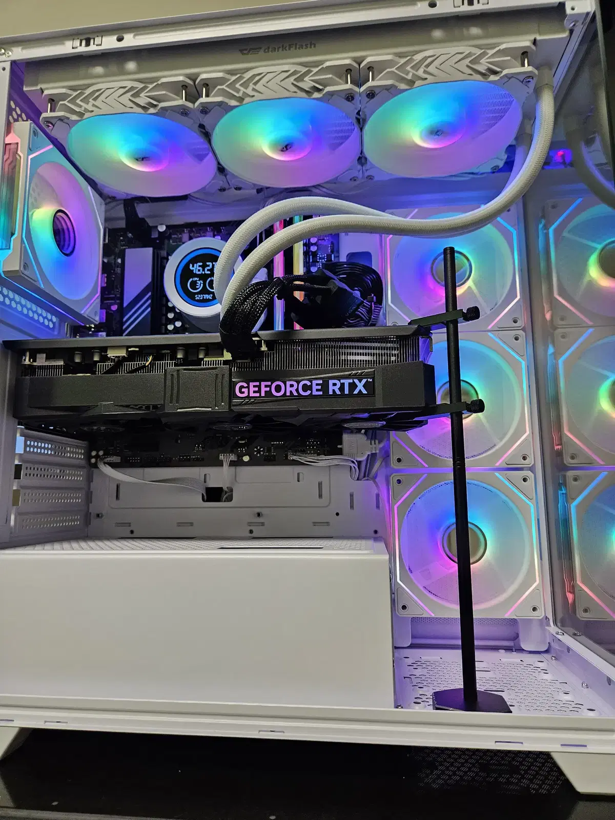 9800x3d, rtx4080 super 하이엔드급 본체